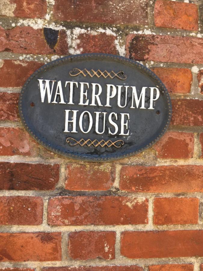 1 Water Pump House Lägenhet Bury St. Edmunds Exteriör bild